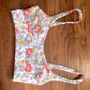 URBAN OUTFITTERS: floral bra/crop top size: S